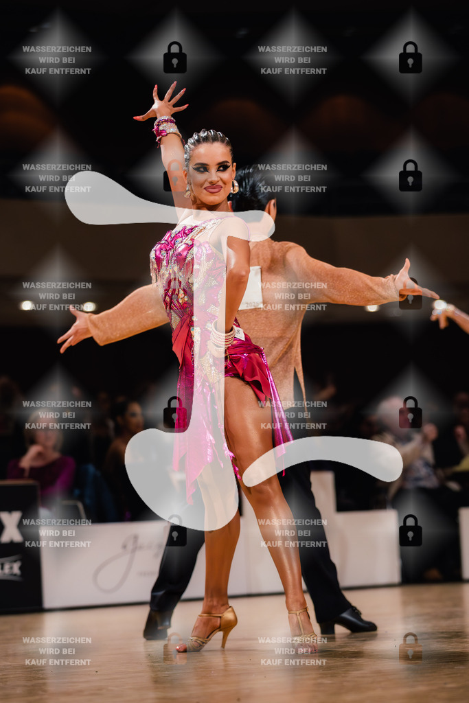 Goldstadtpokal 2025 - WDSF World Open Latin 9th (51) Vladyslav Tsykhanovskyi _ Veronika Tsikhanovska (Schwar Weiß Club Pforzheim)-2025-01-25-5790 | Webshop for digital downloads and prints of dance sport, event & show photographer Julian Link - Realisiert mit Pictrs.com