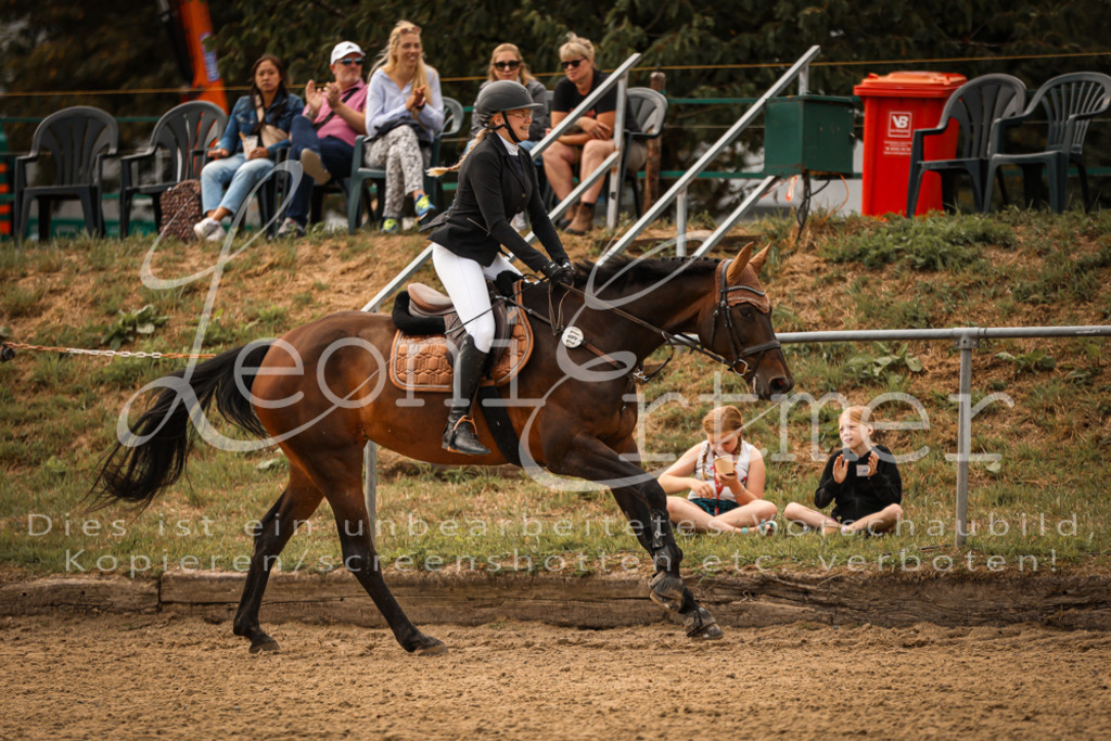 05.SoSpWB00237 | Leoni Ertmer Photography - Realisiert mit Pictrs.com