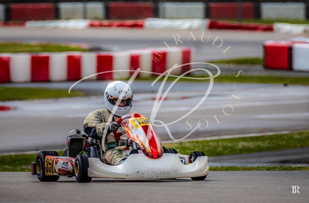 7bbeebd0063d4b3a80a31fe9b61a3a97 | traudl_s_fotos