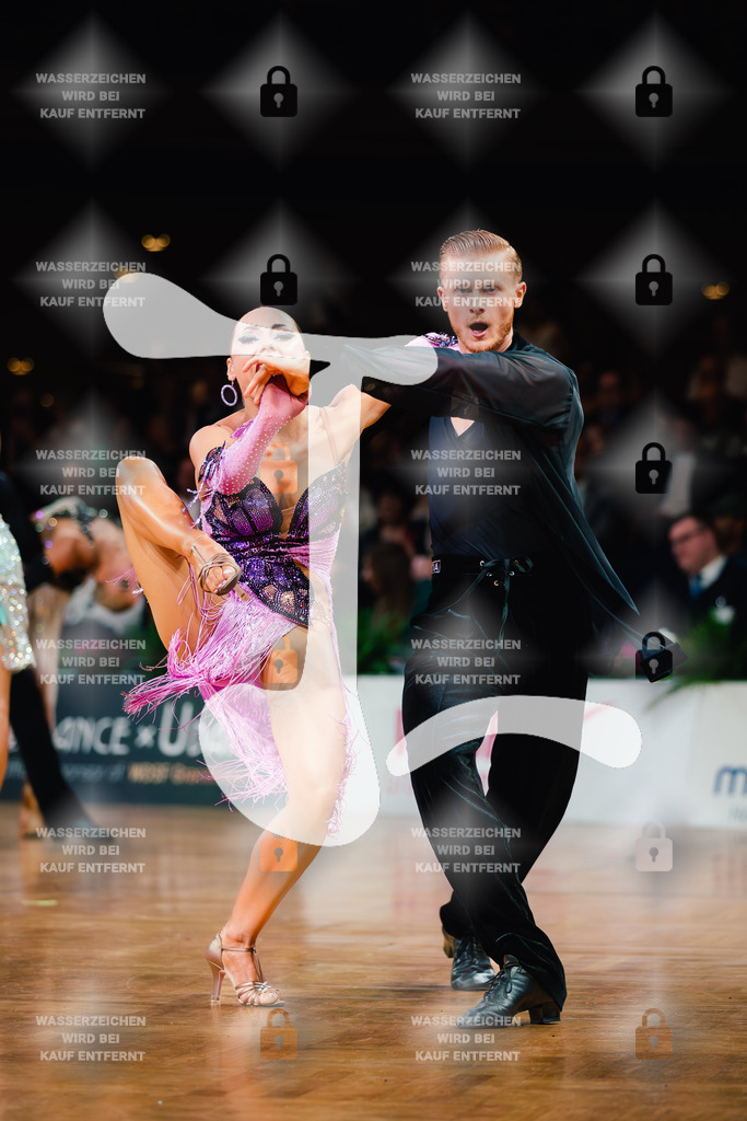 GOC 2025 - WDSF GrandSlam Latin 29th (129) Daniel Schmuck _ Irina Tudorache (Germany)-2025-08-23-3604 | Webshop for digital downloads and prints of dance sport, event & show photographer Julian Link - Realisiert mit Pictrs.com