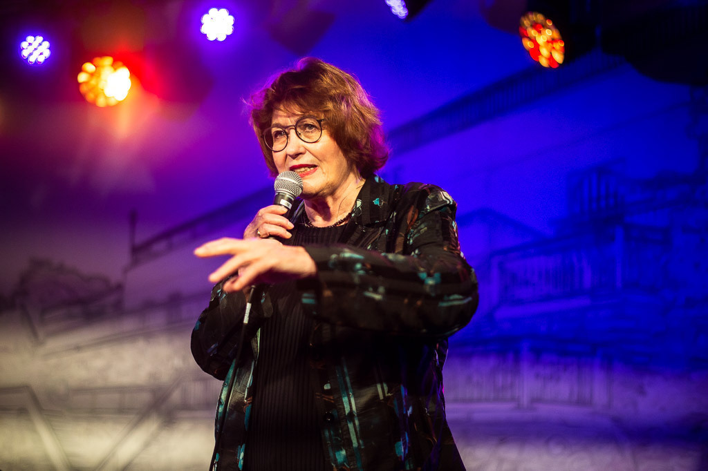 Uschi Brüning | Uschi Brüning im Forte Belvedere Leisnig zum Festival Hallo Leisnig 2022. - Realisiert mit Pictrs.com