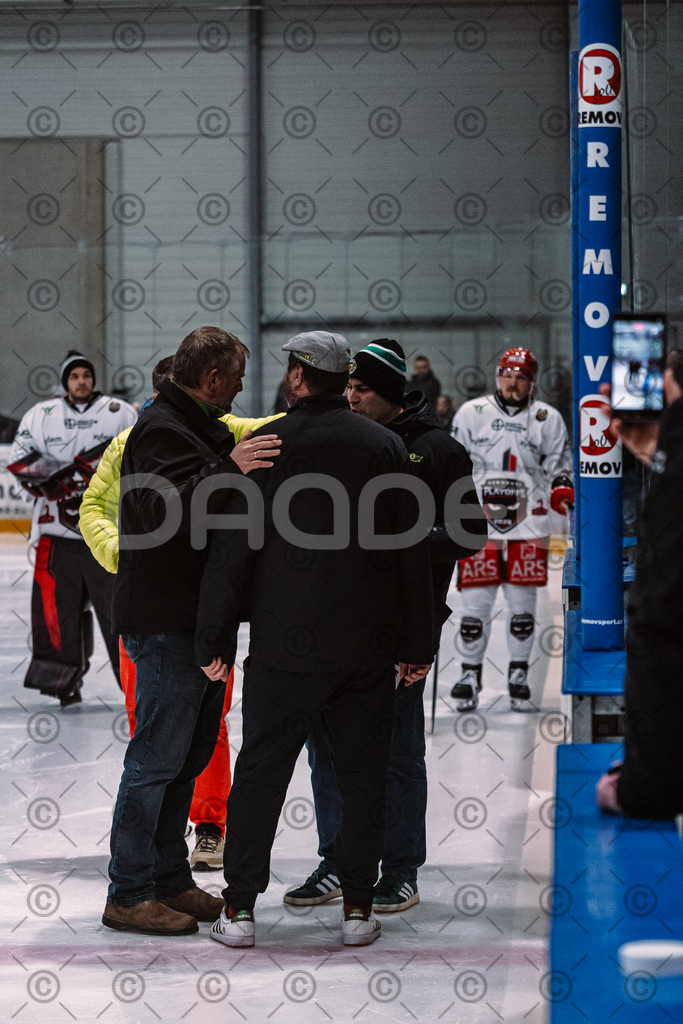 Alligators_vs_Hannover_PO_10_03_2026-4 | Höchstadt Alligators Fotogalerie: Eishockey-Action aus Franken. Professionelle Spielfotos, Portraits & Stadionbilder zum Download. Jetzt entdecken! - Realisiert mit Pictrs.com