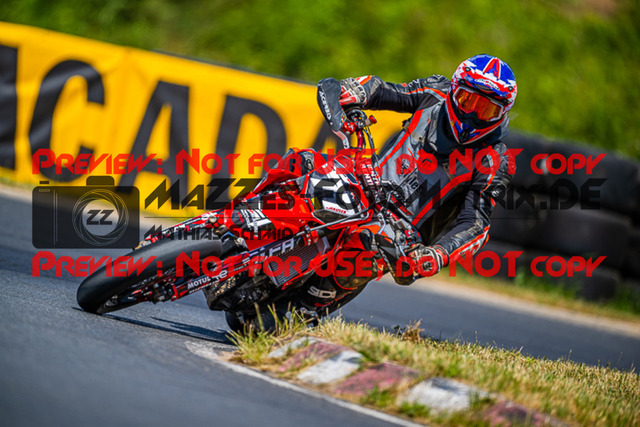 MaZZes_FotoMatrix_220529_8691 | Fotograf Mathias Schmid
Sportfotograf,
Eventfotograf,
Hochzeitsfotograf,
Portraitfotograf