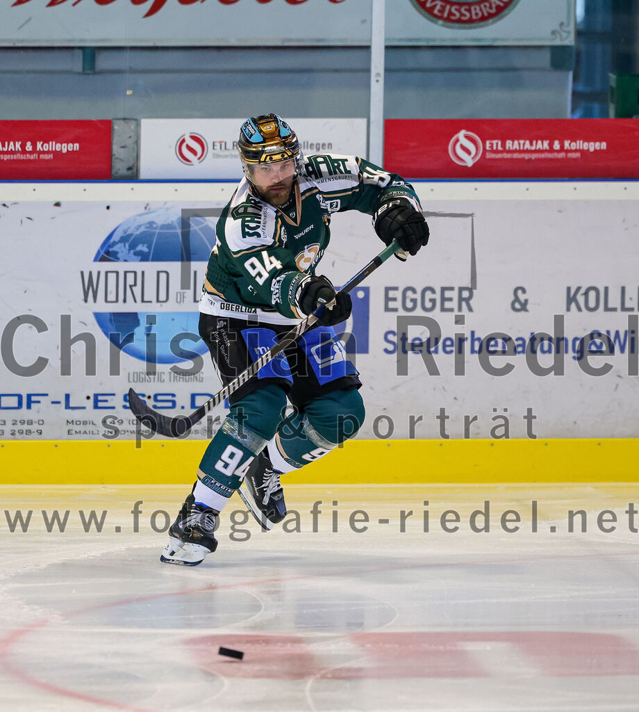 2025-09-21_012_TSV_Erding_gegen_Hoechstadter_Alligators | Erding, Deutschland, 21.09.2025:Eishockey, Oberliga Süd 2025 / 2026, 2. Spieltag, TSV Erding gegen Höchstadter Alligators, Endergebnis: 3:4Foto: Christian Riedel / fotografie-riedel.net