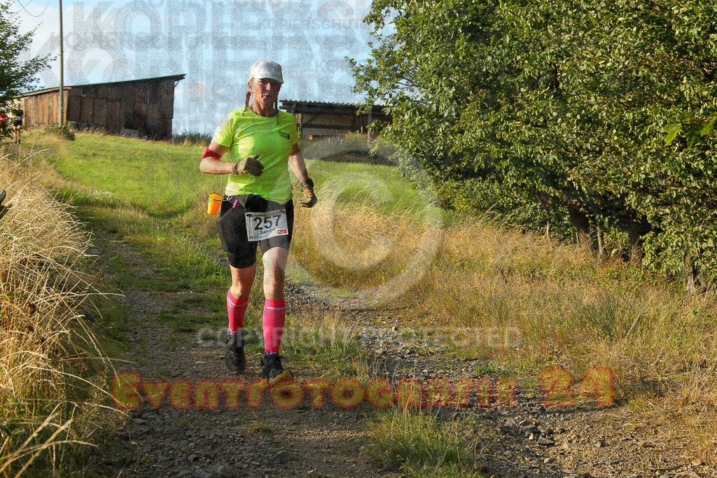 250801_1920_EV4_8556 | Sportfotografie im Rhein-Sieg Kreis, Köln, Bonn, NRW, Rheinland Pfalz, Hessen, etc. Unser Tätigkeitsfeld umfasst den Laufsport vom Volkslauf über den Marathon, Duathlon, Triathon bis zum Ultralauf wie Kölnpfad Ultra oder Schindertrail.