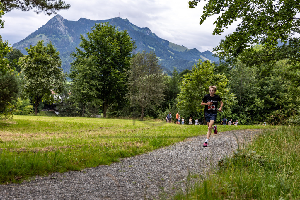 20. Sonthofer Bosch BKK Citylauf | 20. Sonthofer Bosch BKK Citylauf am 12.07.2024 in Sonthofen. Foto: Matthias Schwarz für www.dberchtold.com/ @schwarz.foto auf Instagram