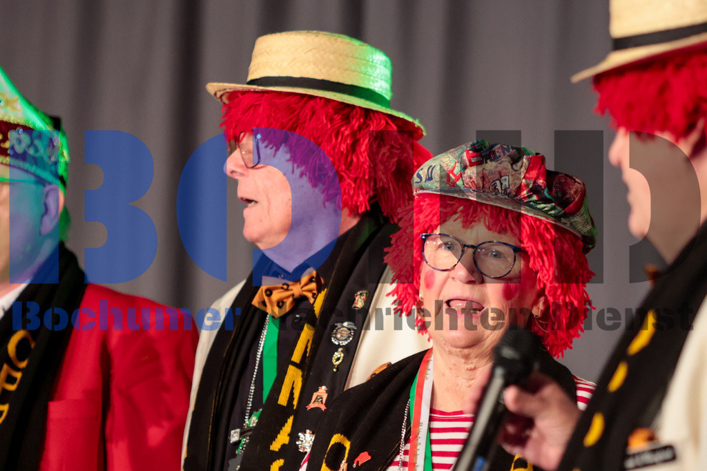 SES_GROKABO20250202-13 | bond - Realisiert mit Pictrs.com