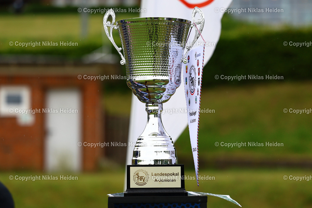 NH_JFVLübeckU19_HolsteinKielU19_SHFVLandespokal_29052025 | Der Landespokal der A-Junioren in Schleswig-Holstein.Fußball I Junioren I SHFV-Landespokal (A-Junioren) I Saison 2024-2025 I Finale I JFV Lübeck U19 - Holstein Kiel U19 I 29.05.2025 I Uwe-Seeler-Fußball-Park