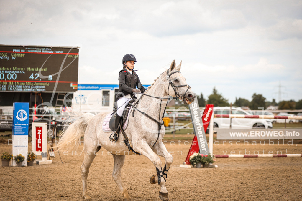 06.SoSpWB00244 | Leoni Ertmer Photography - Realisiert mit Pictrs.com