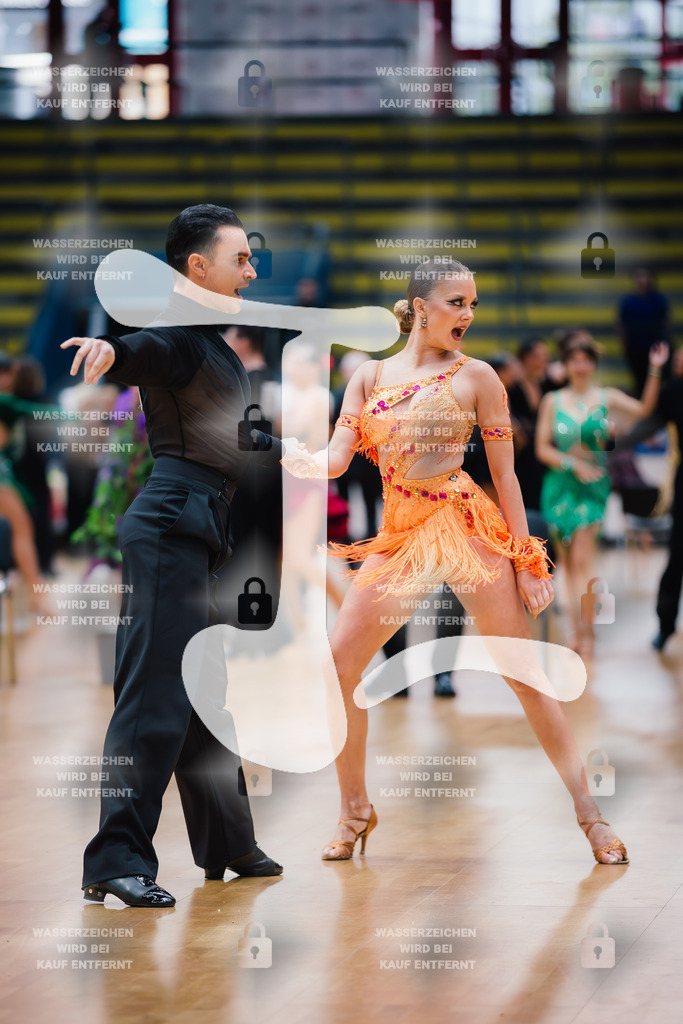 Hessen Tanzt WDSF International Open Latin 30th (58) Stefan Scichilone _ Viktoria Kiesel (Austria)-2025-05-18-2928 | Webshop for digital downloads and prints of dance sport, event & show photographer Julian Link - Realisiert mit Pictrs.com