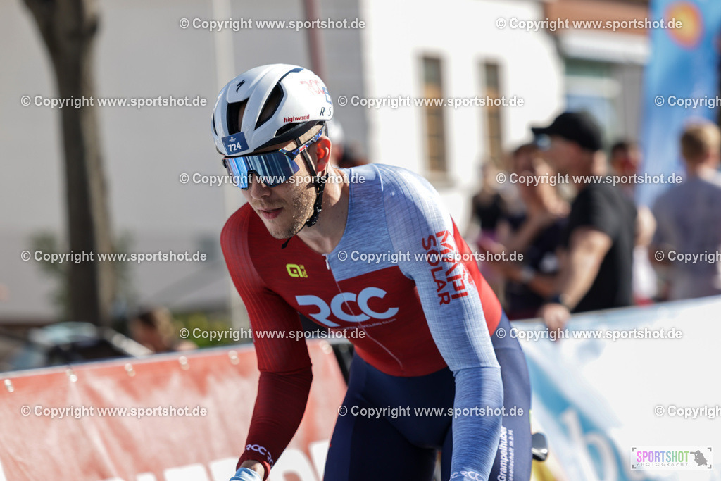 197_VJ__5767 | Neusiedlersee Radmarathon 2026@sportshot_your_pictrs #yourpictures#roadtowm2029 #nrm #neusiedlerseeradmarathon #neusiedlersee #neusiedlerseetourismus #burgenland #mörbisch #nrm26 #burgenlandtourismus #voglundco #poweredbyburgenlandtourismus #radsport #rad #marathon #ucigranfondo #visitburgenland #ucigranfondoworldseries