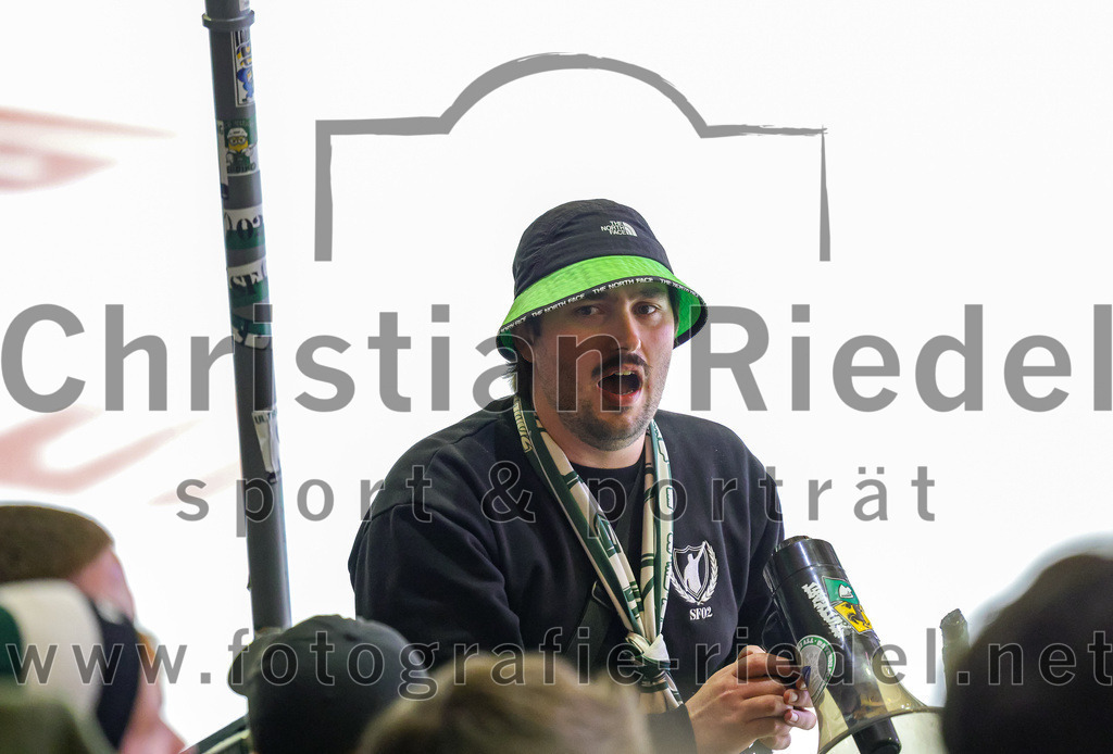 2025-09-26_076_TSV_Erding_gegen_SC_Riessersee | Erding, Deutschland, 26.09.2025:Eishockey, Oberliga Süd 2025 / 2026, 3. Spieltag, TSV Erding gegen SC Riessersee, Endergebnis: 3:5Foto: Christian Riedel / fotografie-riedel.net