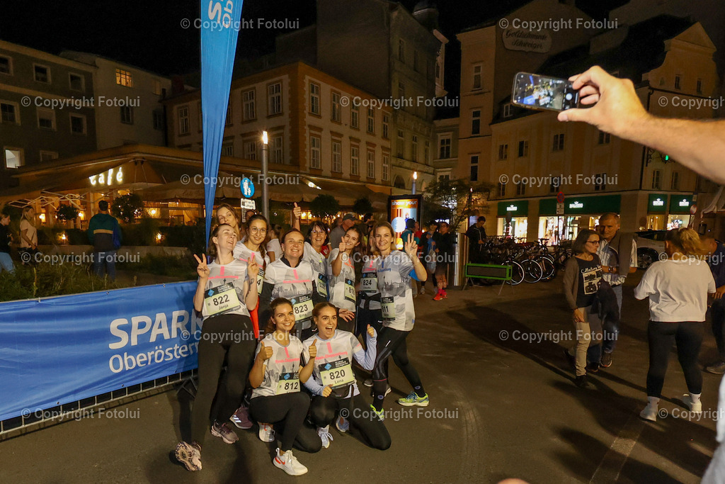 20230928bmmac22-2 | Linz, AUSTRIA 26.Sept.23 - Night Run, Image shows 
Photo: Sportmediapics.com/ Manfred Binder