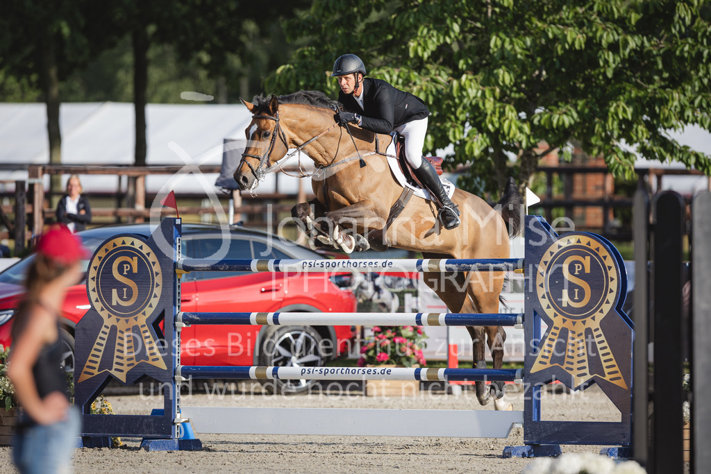 CSI2* - Internationale Springprüfung mit Siegerrunde (1,45 m)  Große / Big Tour | CSI2* - Internationale Springprüfung mit Siegerrunde (1,45 m) 
Große / Big Tour