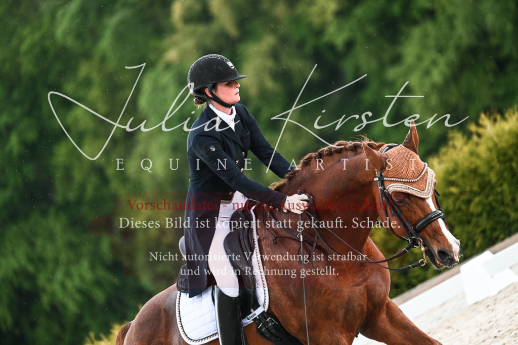 20230514_JK-Röhrsdorf-21-628 | Pferde- und Turnierfotografie in Westsachsen. Pferdeportraits, Auftragszeichnungen und intuitive Kunst.
