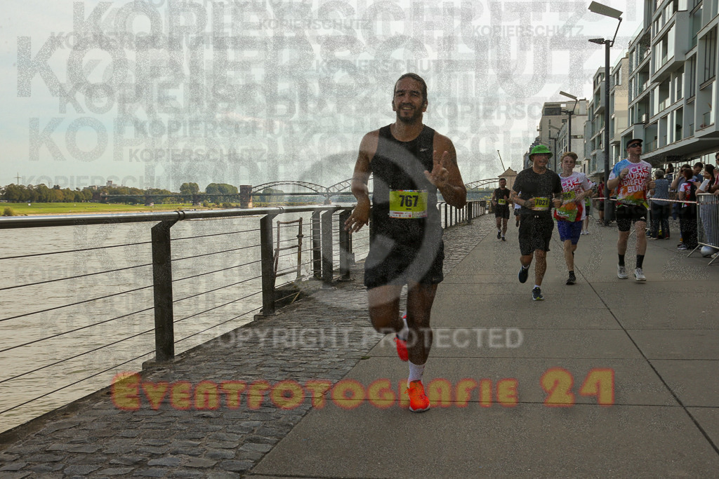 250920_1448_EX1_7687 | Sportfotografie im Rhein-Sieg Kreis, Köln, Bonn, NRW, Rheinland Pfalz, Hessen, etc. Unser Tätigkeitsfeld umfasst den Laufsport vom Volkslauf über den Marathon, Duathlon, Triathon bis zum Ultralauf wie Kölnpfad Ultra oder Schindertrail.