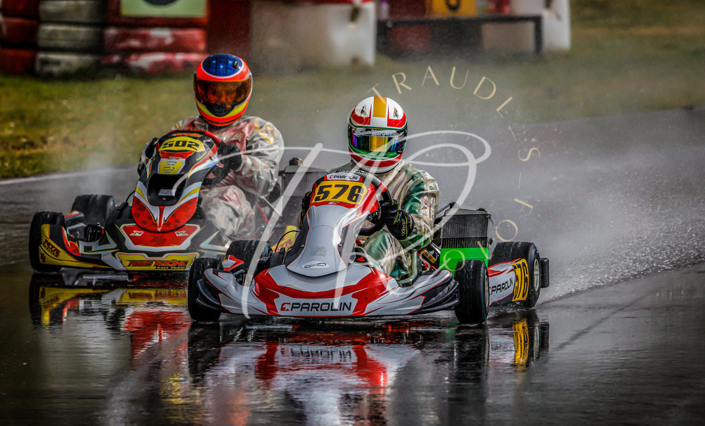 174cfd60565d4e1091464d91f6cfda1e | traudl_s_fotos