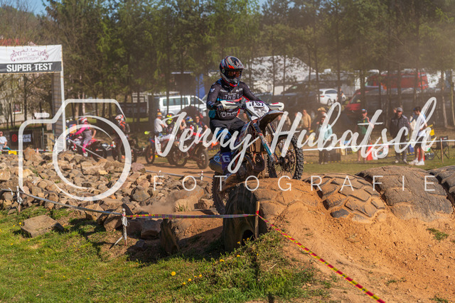 JHF.ECHT.4h.Samstag28 | jennyhubatsch-endurofotografie