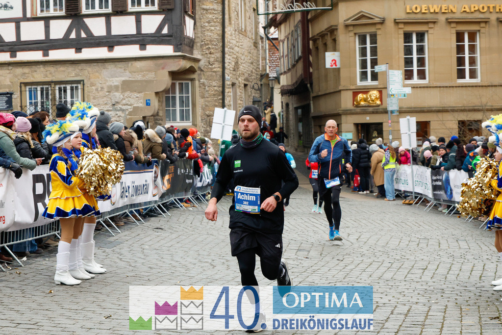 VR Bank Hauptlauf 10km | 40. Optima 3koenigslauf 2026 - Realisiert mit Pictrs.com