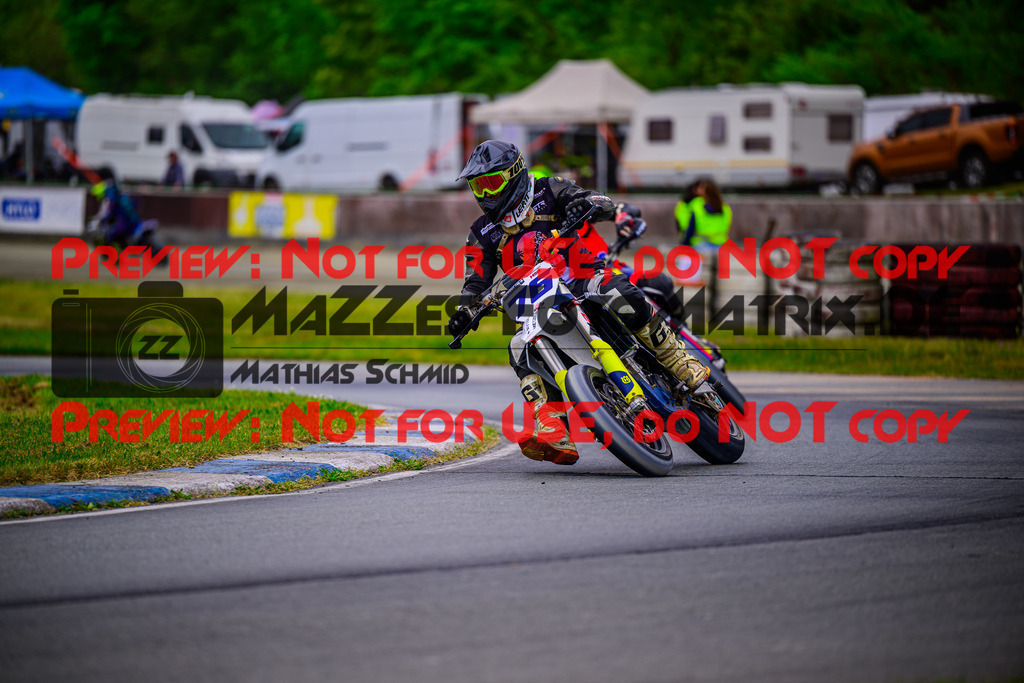 MaZZes_Fotomatrix_20250503_6021986_7269 | UE40