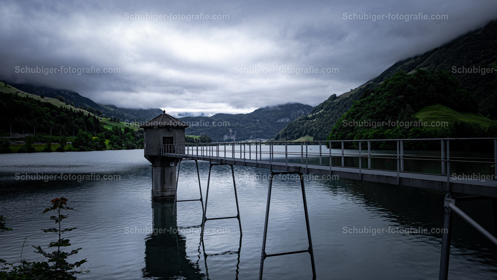 Wasserturm des Lungernsee | Wasserturm des Lungernsee - Realisiert mit Pictrs.com