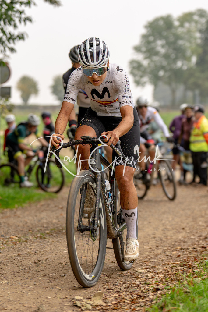 Ralf Eppink Photography 20251011_DSC00905 | Sportfotografie, Eventfotografie, Porträtfotografie, Radsport Fotograf, Triathlon Fotograf, Düsseldorf Fotograf, Köln Fotograf, Actionfotografie, Teamfotografie, Peoplefotografie, Business Portraits, Veranstaltungsfotografie, Reportagefotografie - Realisiert mit Pictrs.com