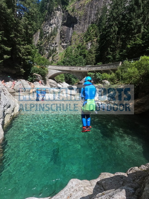 GOPR1428 | Bestelle die Bilder deines Berg- oder Wasser-Abenteuers mit Mountain Sports bequem von zu Hause aus direkt über unseren Online Fotoshop von pictrs.com. - Realisiert mit Pictrs.com