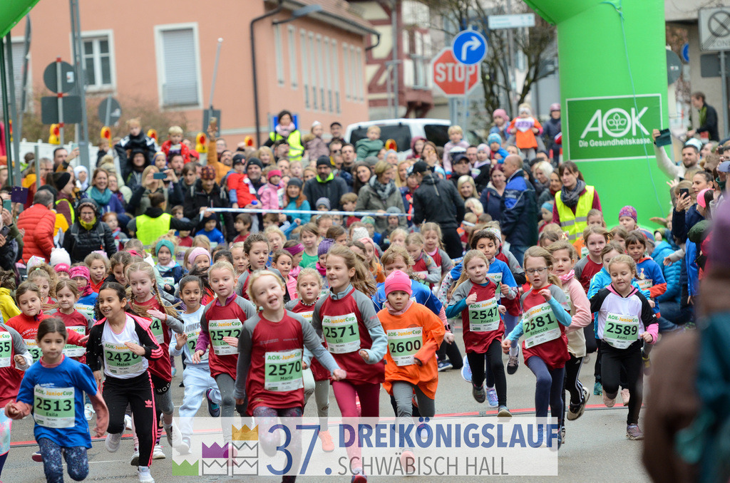 AOK JuniorCup 400m | 3Koenigslauf 2023 - Realisiert mit Pictrs.com