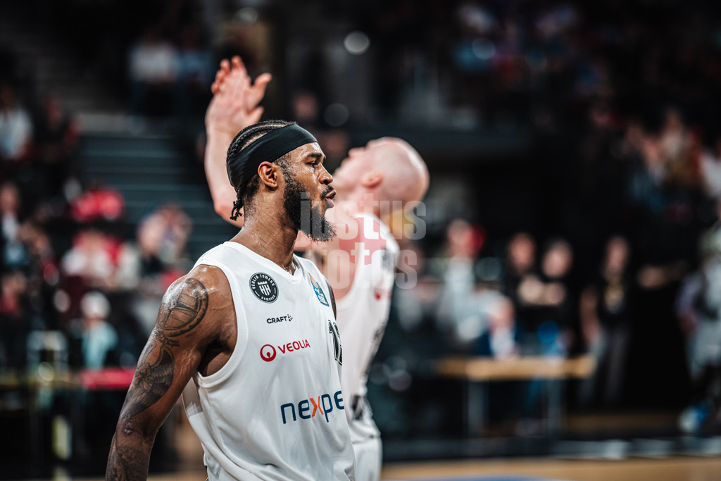 Basketball | Männer | Saison 2023/2024 | easyCredit Basketball Bundesliga | 31. Spieltag | Veolia Towers Hamburg vs. HAKRO Merlins Crailsheim | 30.04.2024 | Vincent King (#13, Veolia Towers Hamburg)