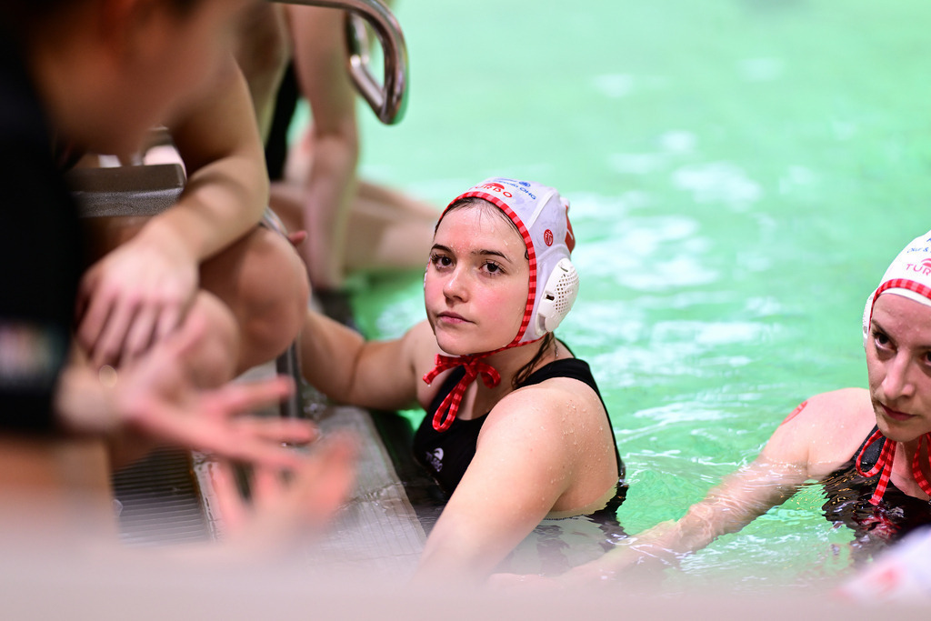 Wasserball I Frauen I Saison 2024-2025 I Bundesliga I 10. Spieltag I Eimsbütteler TV - Waspo 98 Hannover | Der Sportfotograf. - Realisiert mit Pictrs.com