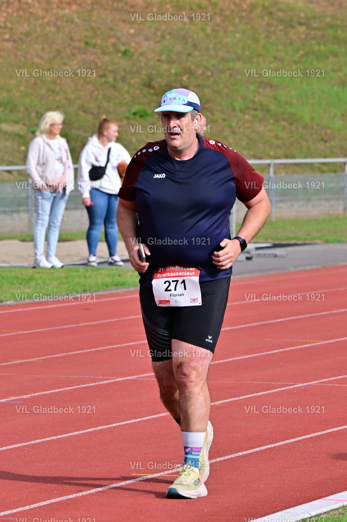 2026-08-23_Sparkassenlauf_5KM_RKrü_000505 | Die Fotografen - Realisiert mit Pictrs.com