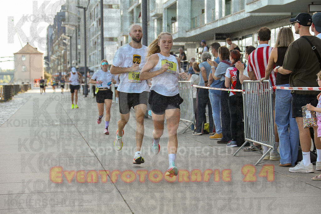 250920_1444_EX1_7412 | Sportfotografie im Rhein-Sieg Kreis, Köln, Bonn, NRW, Rheinland Pfalz, Hessen, etc. Unser Tätigkeitsfeld umfasst den Laufsport vom Volkslauf über den Marathon, Duathlon, Triathon bis zum Ultralauf wie Kölnpfad Ultra oder Schindertrail.