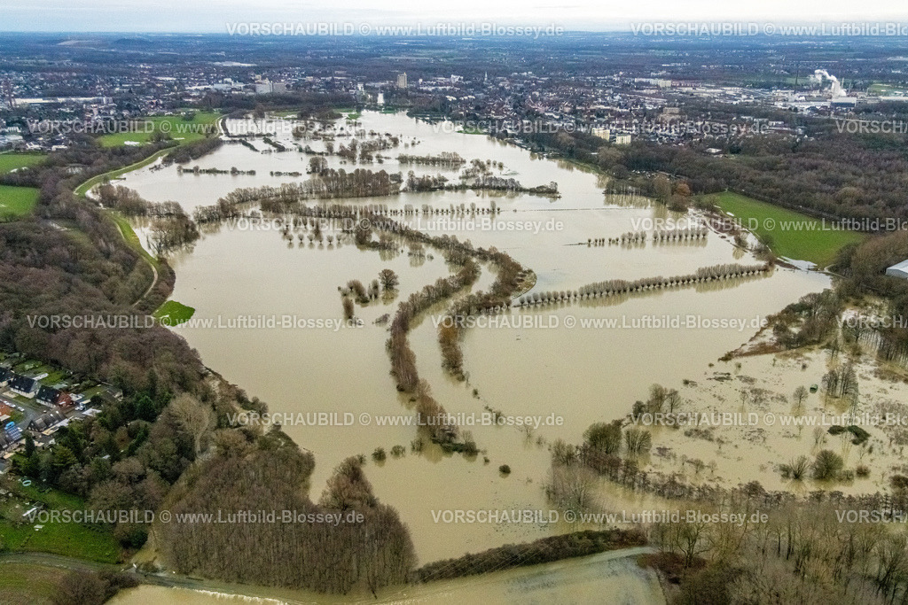 Luenen231204638Lippe | Luftbild vom Hochwasser der Lippe, Weihnachtshochwasser 2023, Fluss Lippe tritt nach starken Regenfällen über die Ufer, Überschwemmungsgebiet Flussmäander Naturschutzgebiet Lippeaue von Lünen bis Schleuse Horst, Alstedde, Lünen, Ruhrgebiet, Nordrhein-Westfalen, Deutschland