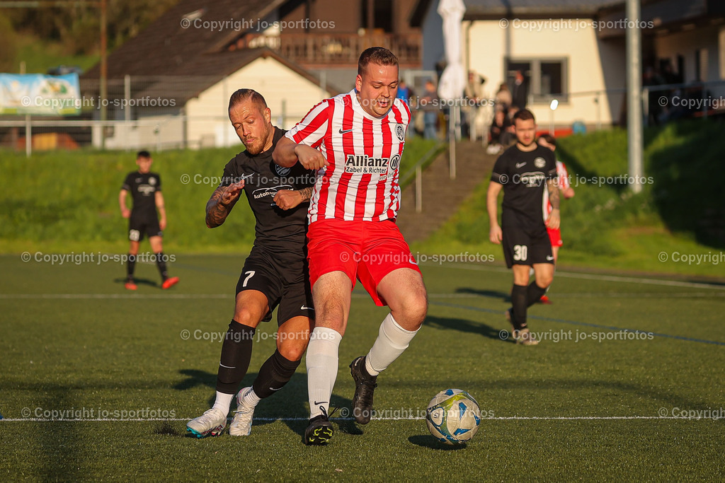 BQ3I2596 | 02.05.2023; Kreisliga C2 Dillenburg; Kunstrasenplatz Oberscheld; SV Oberscheld II - SG Ambach II; Ergebnis 3:4 (0:2)
