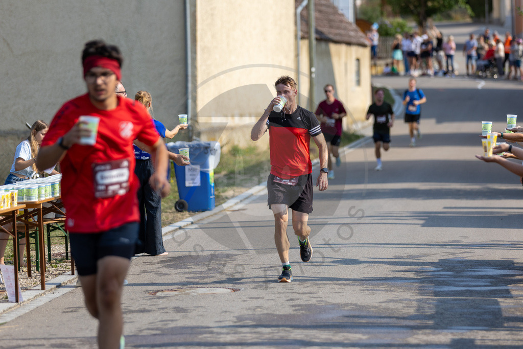 2026-07-26 Halbmarathon Moenchsdeggingen - 00120 | bastis.photos - Realisiert mit Pictrs.com
