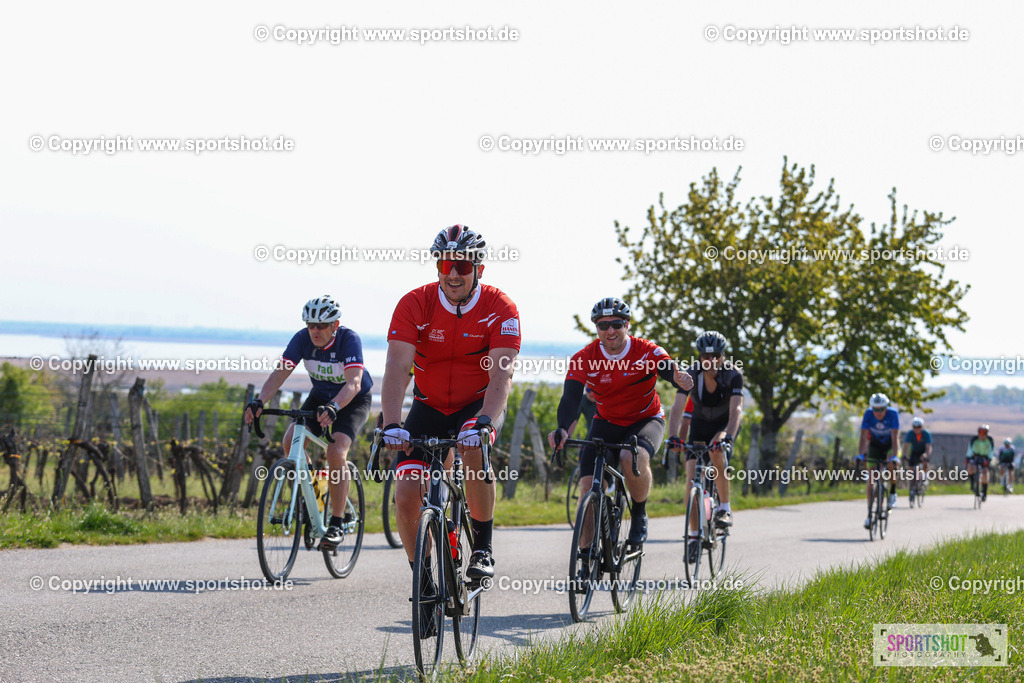 Neusiedlersee Radmarathon 2026 | @sportshot_your_pictrs #yourpictures#roadtowm2029 #nrm #neusiedlerseeradmarathon #neusiedlersee #neusiedlerseetourismus #burgenland #mörbisch #nrm26 #burgenlandtourismus #voglundco #poweredbyburgenlandtourismus #radsport #rad #marathon #ucigranfondo #visitburgenland #ucigranfondoworldseries