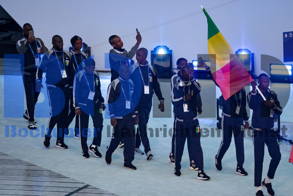 SES_TTGOPC20250716-97 | bond - Realisiert mit Pictrs.com