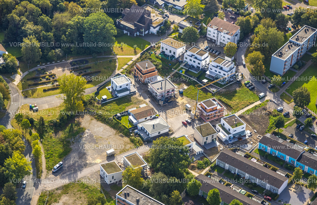Arnsberg230904358 | Luftbild, Baustelle mit Neubau Moosfelder Ring am Courage Park, Neheim, Arnsberg, Sauerland, Nordrhein-Westfalen, Deutschland