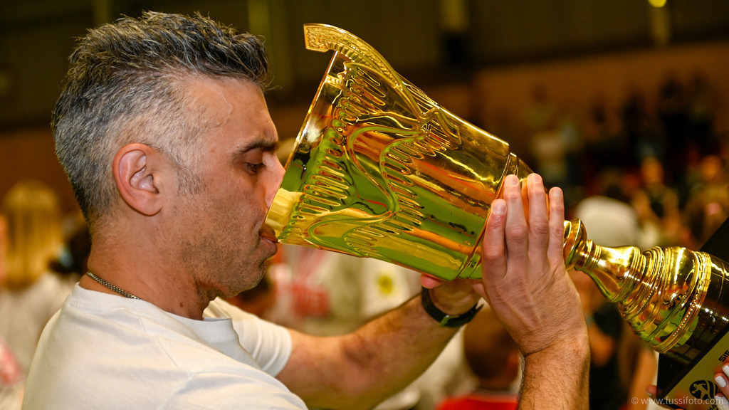 _DSC9990 | "Fussifoto.com – Ihr Ansprechpartner für hochwertige Fotografie! Entdecken Sie kreative Bilder und professionelle Dienstleistungen. Kontaktieren Sie uns für Ihre Projekte!"