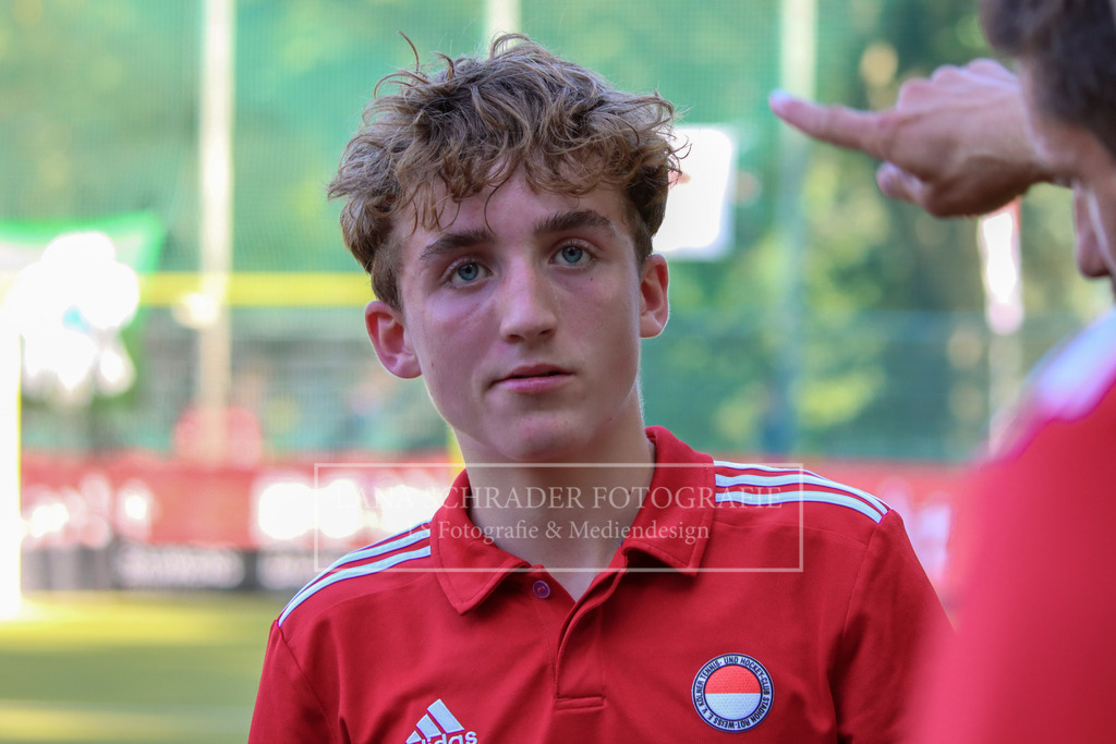MU16 Regionalliga WDM HF RWK-DHC 21.09.24 Köln_49 | lanaschraderfotografie - Realisiert mit Pictrs.com