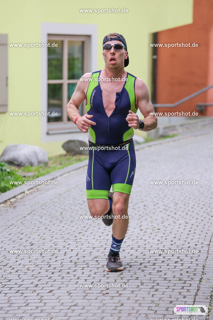 KSZ_4038 | Stadttriathlon Erding 2025. #yourpictrs #sportshot_your_pictrs @Sportshotphotography #stadttriathlonerding Copyright: www.sportshot.de
