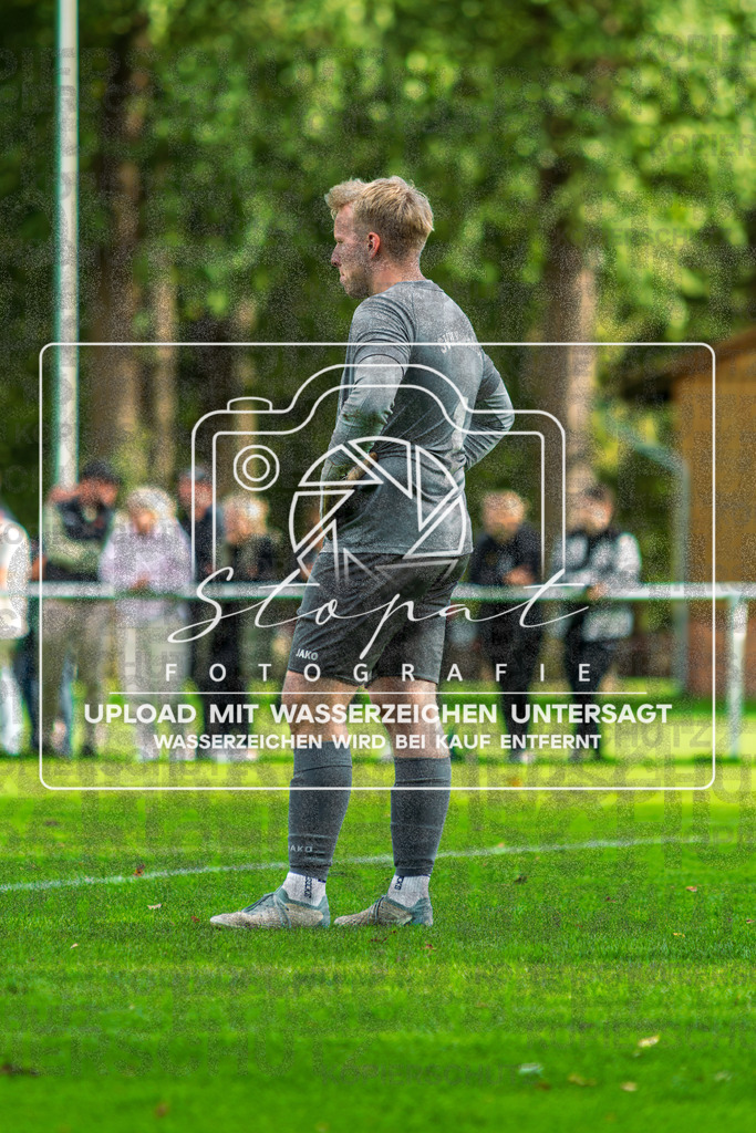 260920-FGFS-SVN-0054 | Luca Mätschke (SVN Buchholz #1);Kreisliga Herren HK - FG Fulde-Stellichte vs. SVN Buchholz am 20.09.2026 in Zentralstadion, Fulde - Realisiert mit Pictrs.com