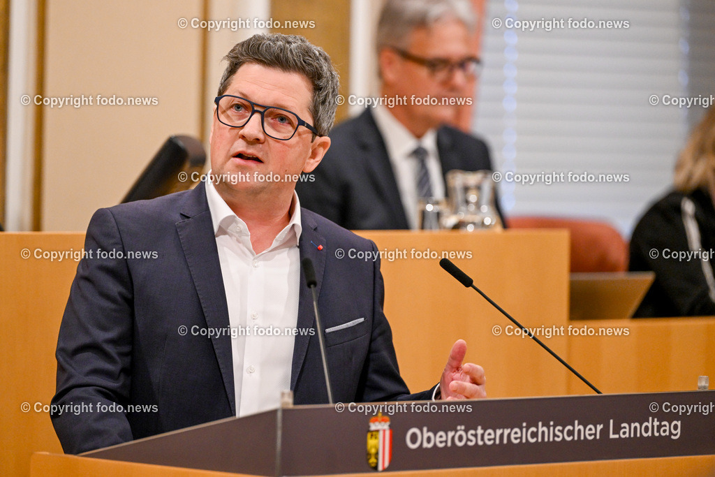 Landhaus Linz_ Promenade_ Landtagssitzung_ 25.01.2024-31 | 25.01.2024, Landhaus Linz AUT, Promenade, Landtagssitzung, im Bild LR Michael Lindner (SP)