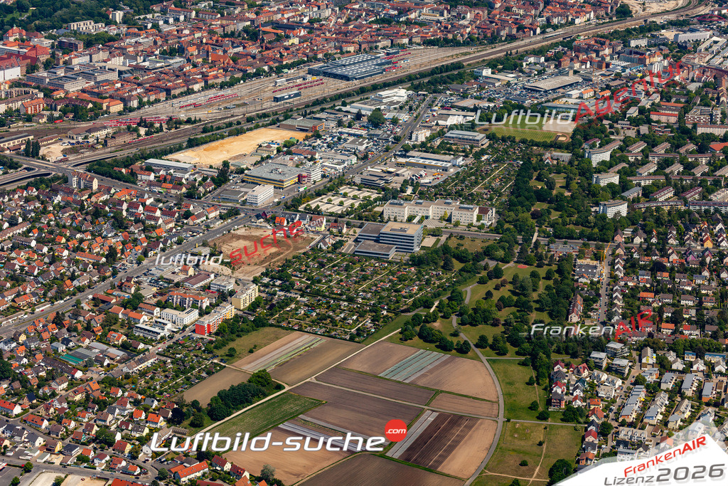 Aktuelles Luftbild von Gaismannshof Nürnberg - Die Luftaufnahme wurde 2020 mittels UL-Flugzeug erstellt ( keine Drohne ) - hochauflösende Kamera-Systeme von  Canon -Beste Qualität - Für grossformatige Ausdrucke geeignet. Die Geschenkidee !