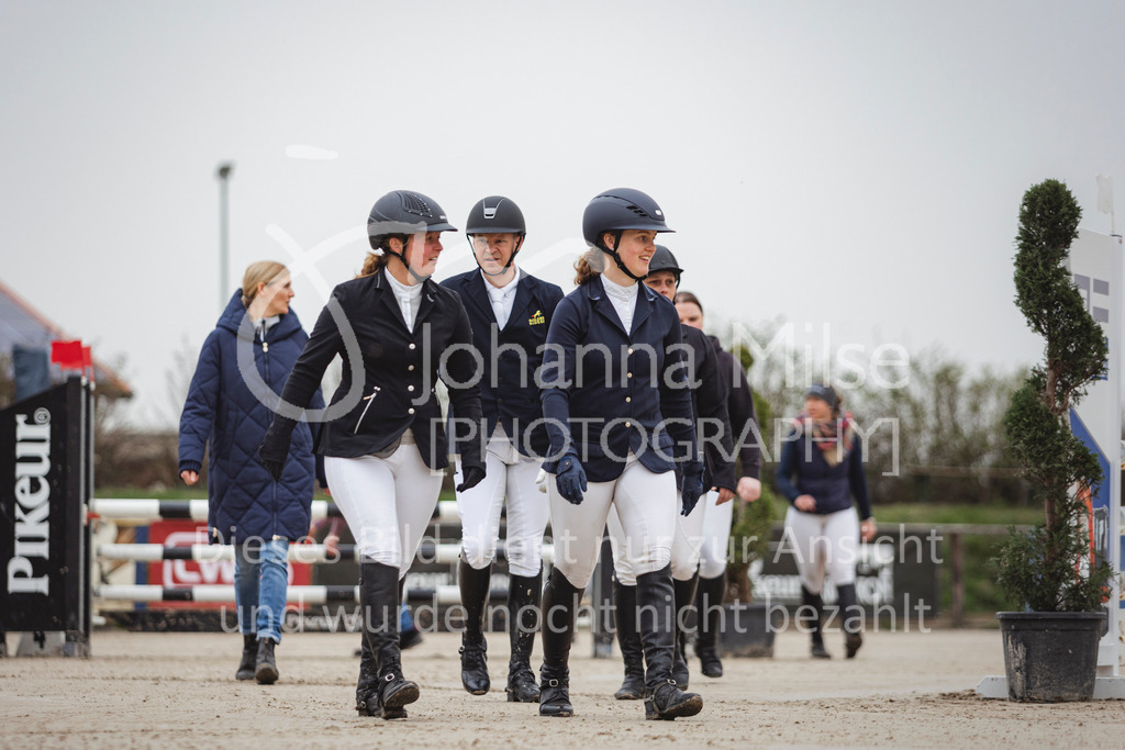 240330_Fruehlingsfest_Stil-A2-1-603 | Deine schönsten Turniermomente als professionelle Fotos! Entdecke hochwertige Pferdesport-Fotografie im Online-Shop. Jetzt Fotos finden & bestellen!