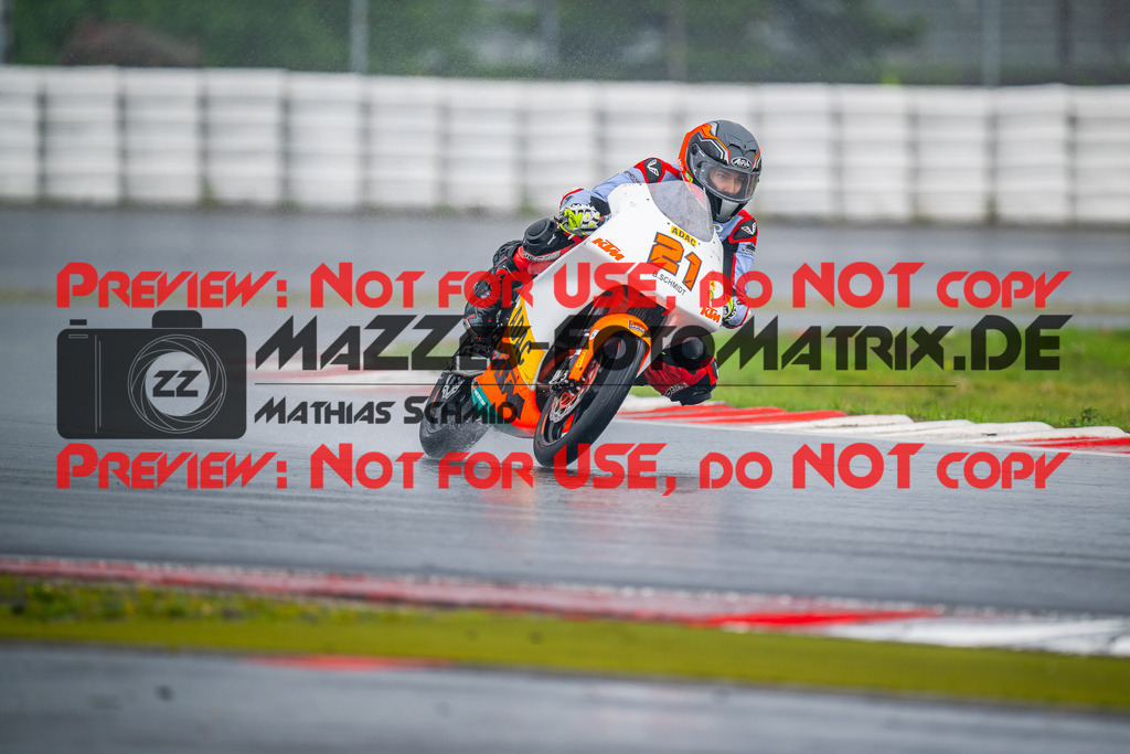 MaZZes_FotoMatrix_240830_6007705_2462 | SSP300