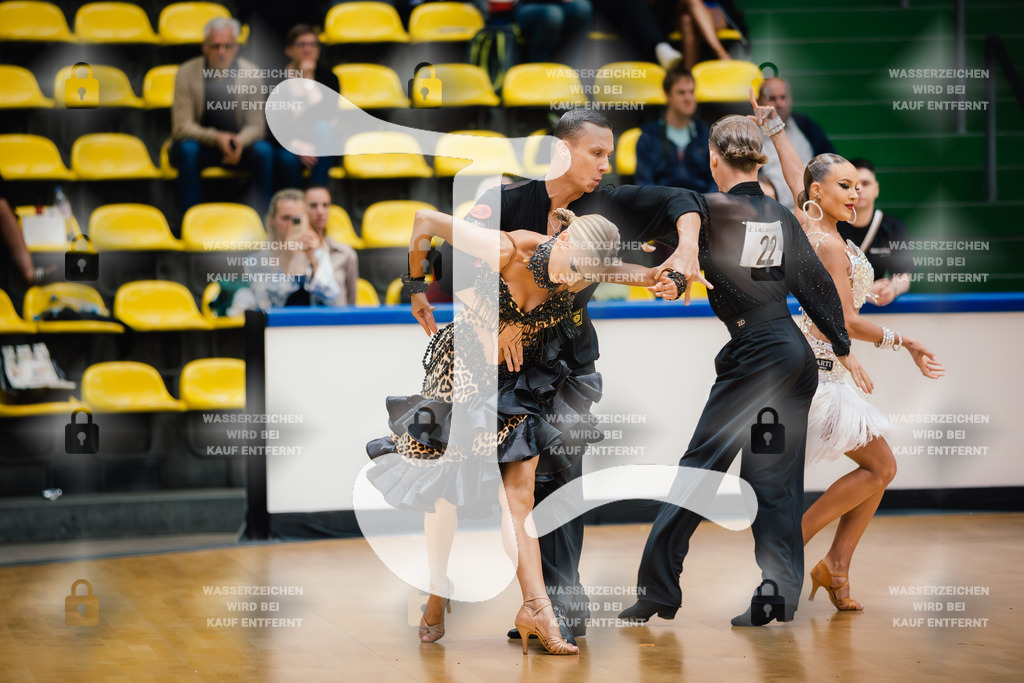 Hessen Tanzt WDSF International Open Latin 1st (17) Artur Balandin _ Anna Salita (T.T.C. Rot-Weiß-Silber Bochum)-2025-05-18-4077 | Webshop for digital downloads and prints of dance sport, event & show photographer Julian Link - Realisiert mit Pictrs.com