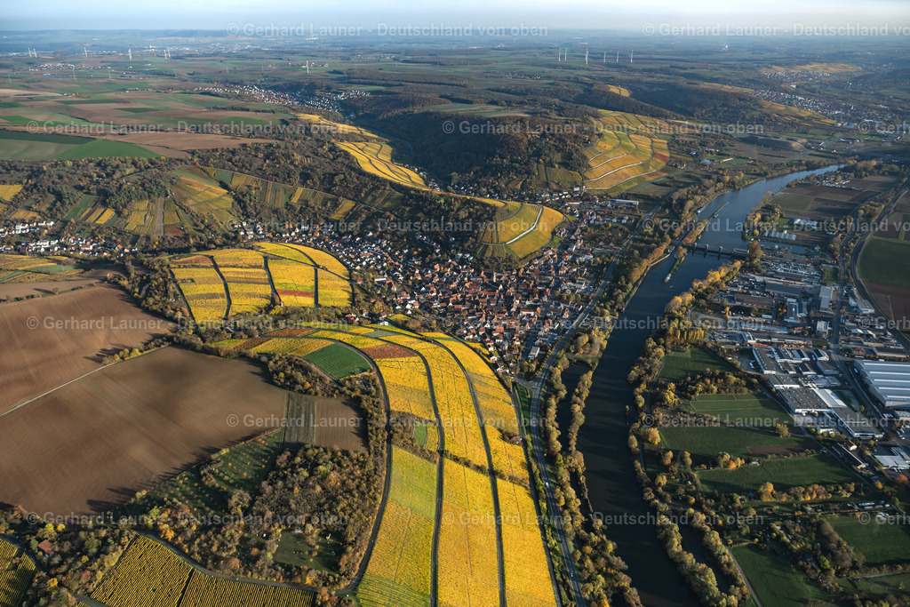 4042286 | Weinbergslandschaft an der Mainschleife bei Escherndorf und Nordheim