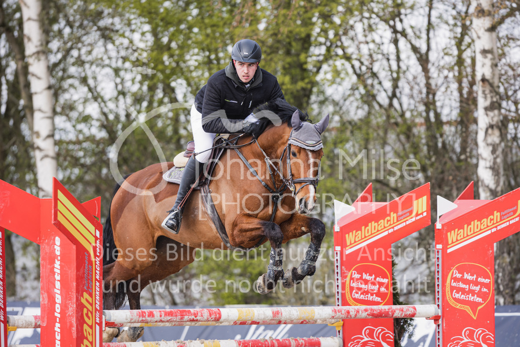 220402_HF-Laar_M1-Spr-127 | SEASON OPENING 2022
Herford Laar
02.04.2022
06 Springprüfung Kl.M*