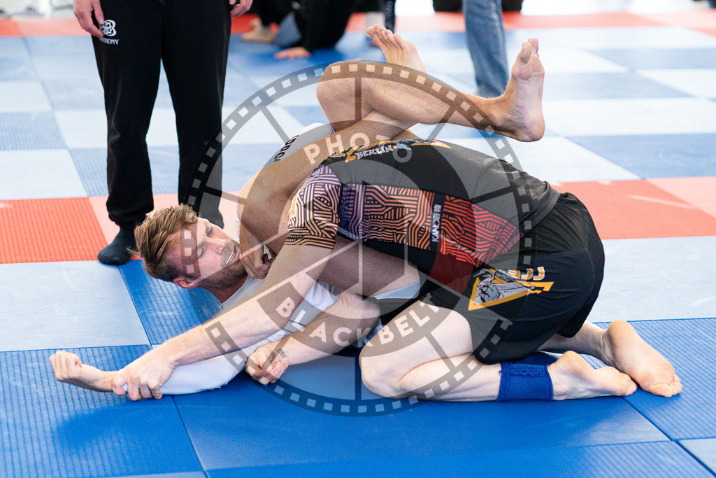 20250510PBB3024 | Athletes compete during the JJLG Berlin Open Jiu-Jitsu Championship on May 10, 2025 in Berlin, Germany. © Chiara Dazi / photoblackbelt